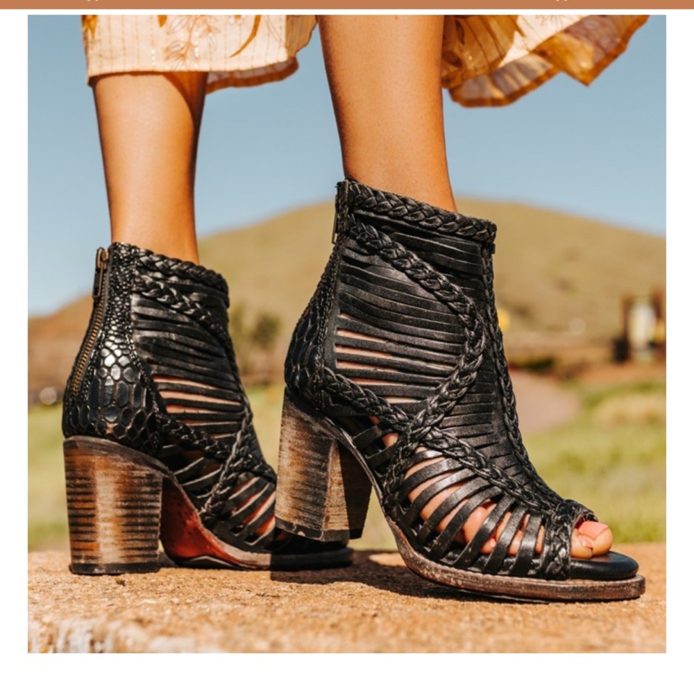 COPY - Freebird Bela Sandals